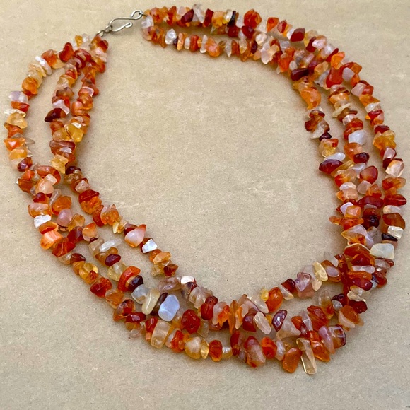 Three (3) Strand Natural Chip Carnelian Agate Polished Stone Necklace - Picture 4 of 9